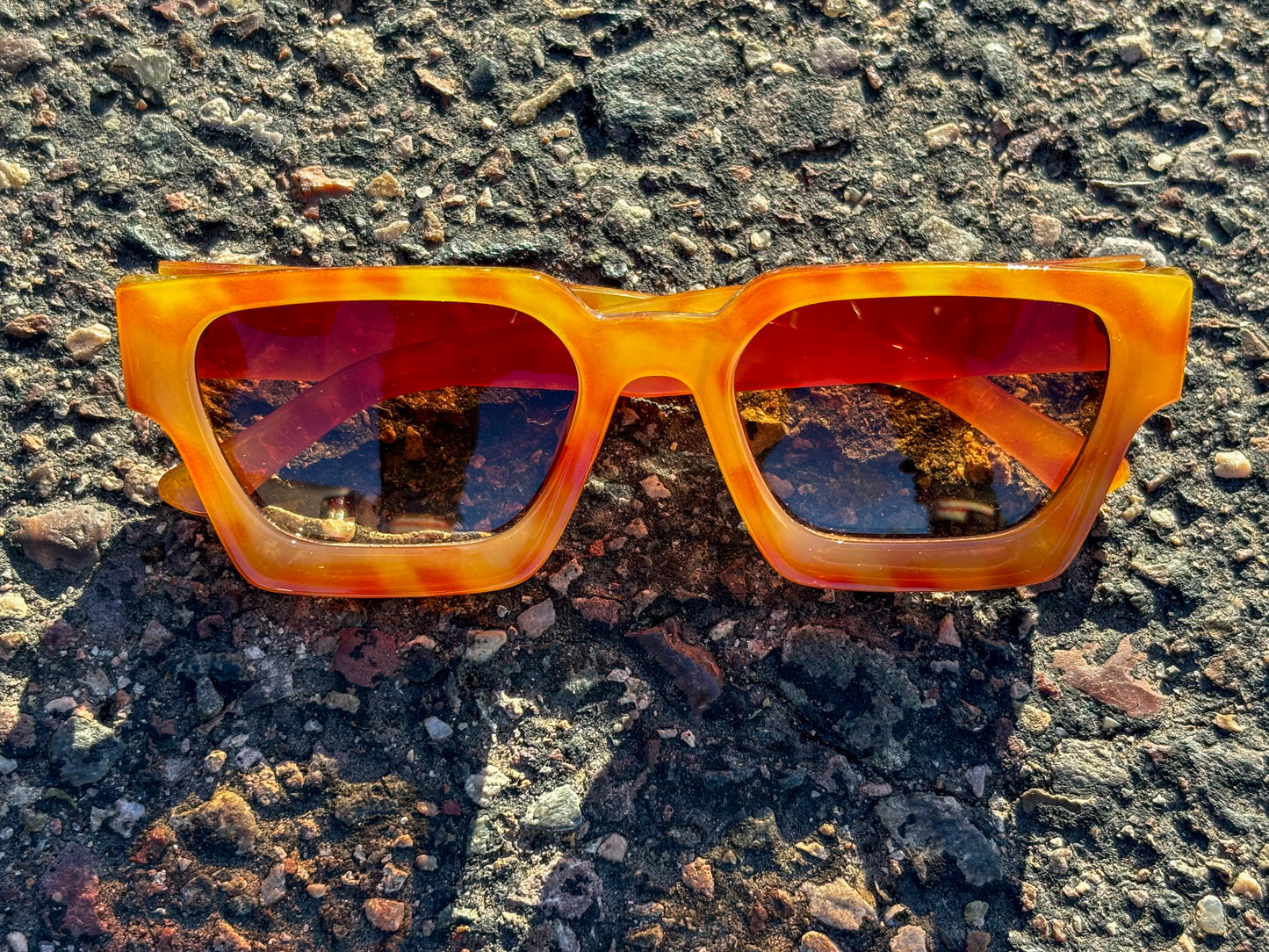 Lava Luxe