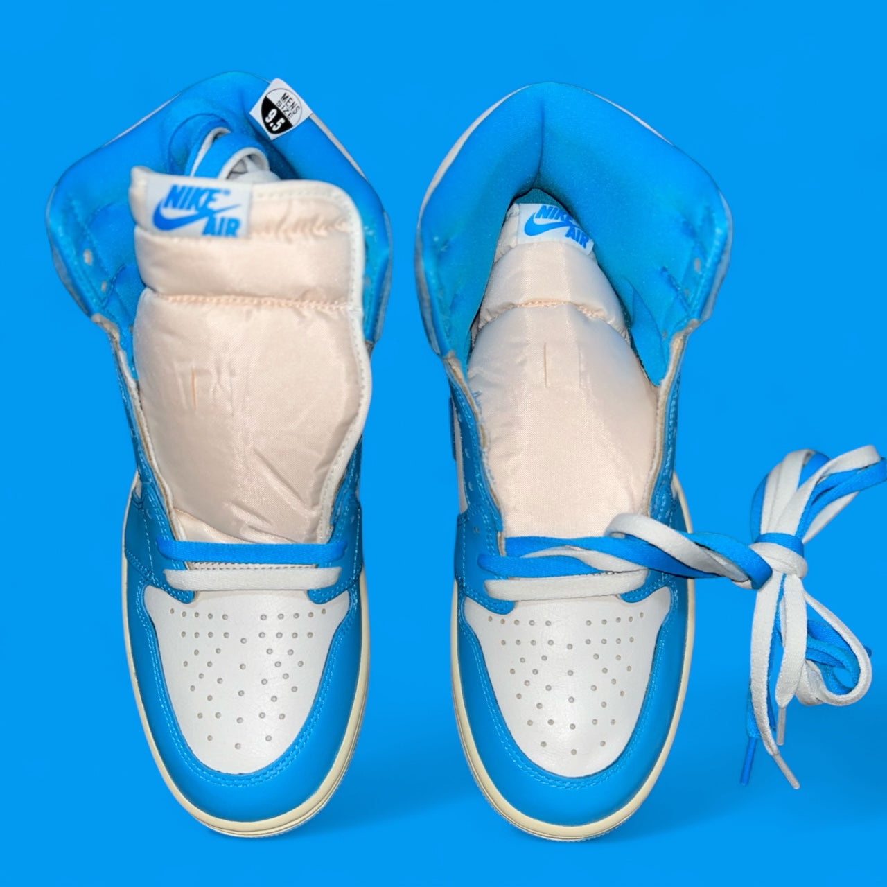 Air Jordan 1 Retro High OG 'UNC
Reimagined'