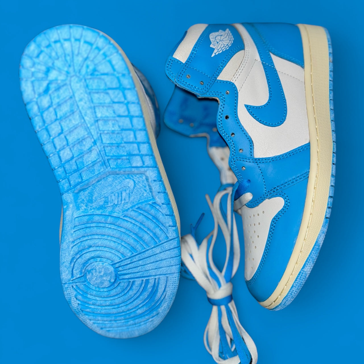 Air Jordan 1 Retro High OG 'UNC
Reimagined'